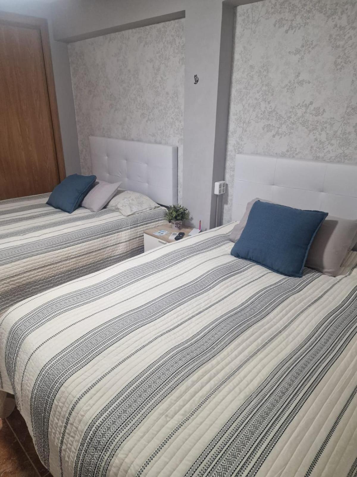 Habitaciones Zoe Sagunto Buitenkant foto
